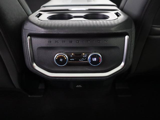 Certified 2025 Ford Expedition Active AWD/4WD image 27