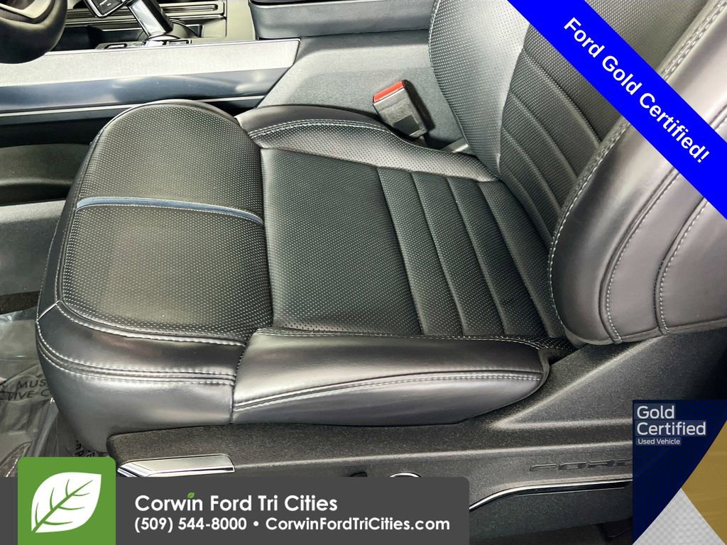 Certified 2025 Ford F150 Platinum w/ FX4 Off-Road Package AWD/4WD image 23