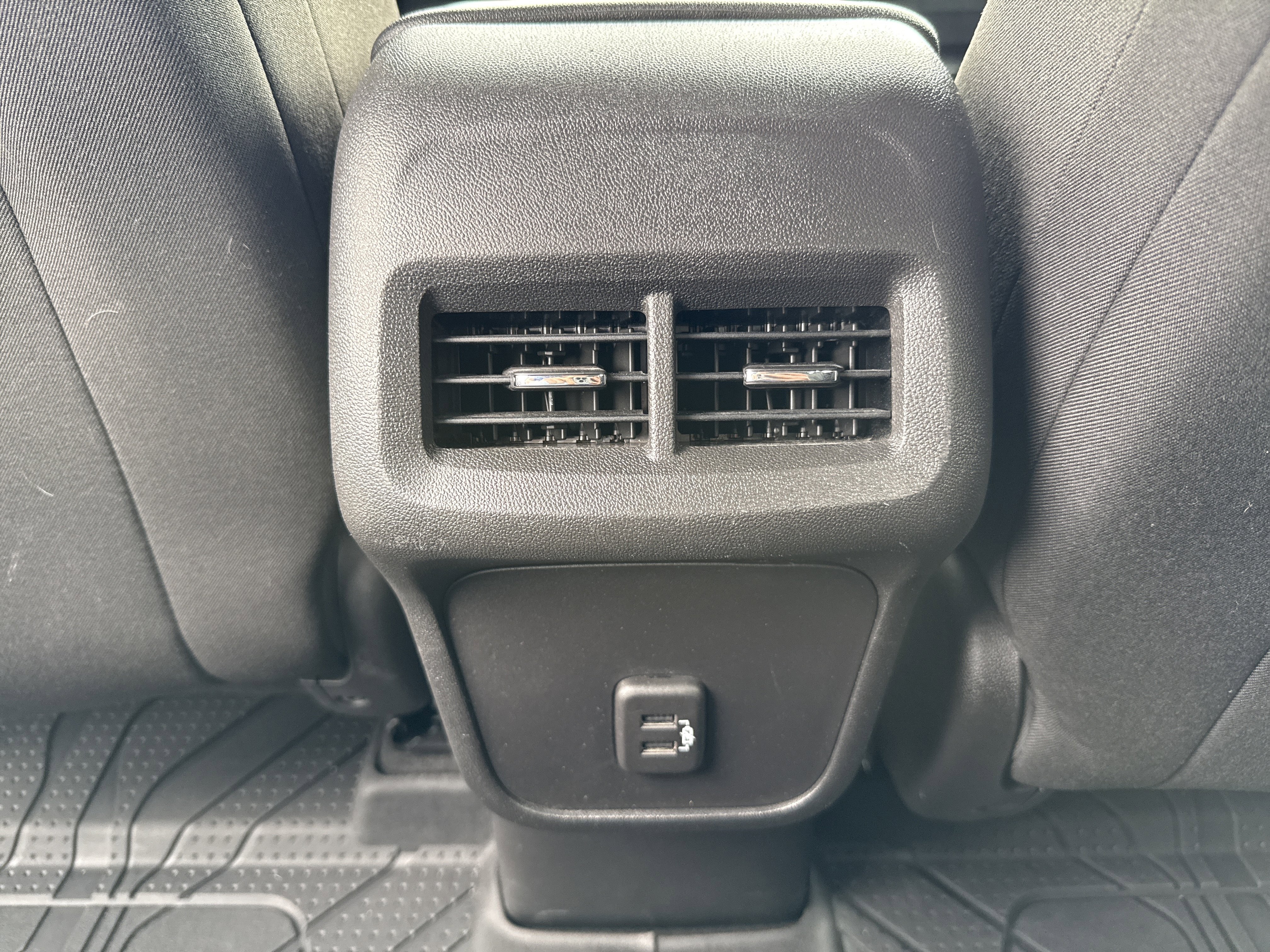 Used 2023 Chevrolet Equinox LT w/ LPO, Floor Liner Package image 25