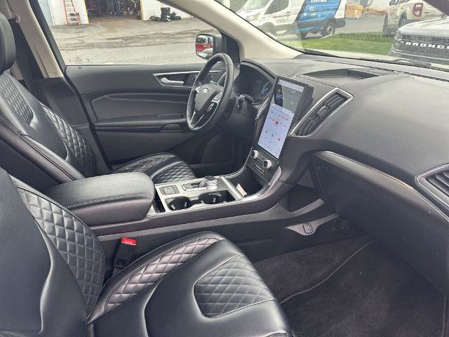 Certified 2024 Ford Edge Titanium AWD/4WD image 15