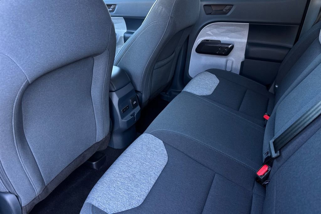 Certified 2025 Ford Maverick XLT w/ Equipment Group 301A image 12