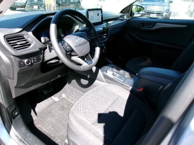 Certified 2023 Ford Escape Active AWD/4WD image 10