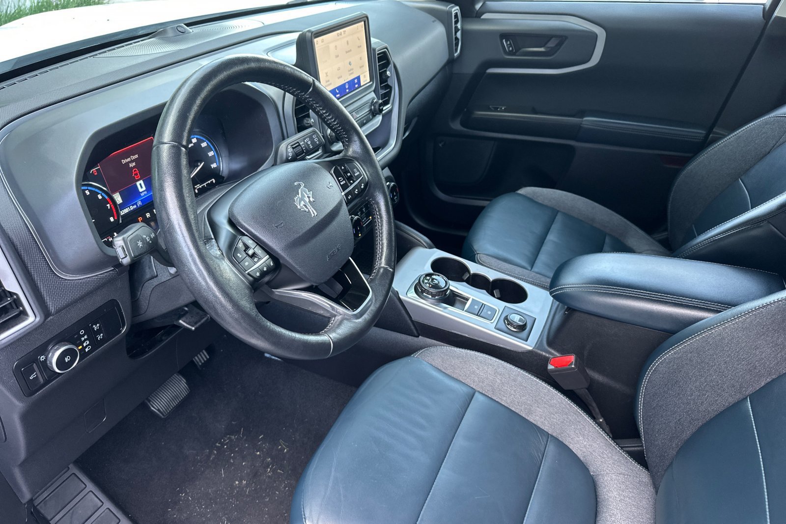 Certified 2023 Ford Bronco Sport Outer Banks w/ Tech Package AWD/4WD image 13