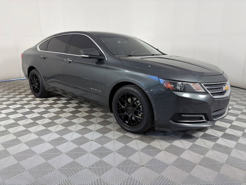 Used 2019 Chevrolet Impala LT FWD image 1