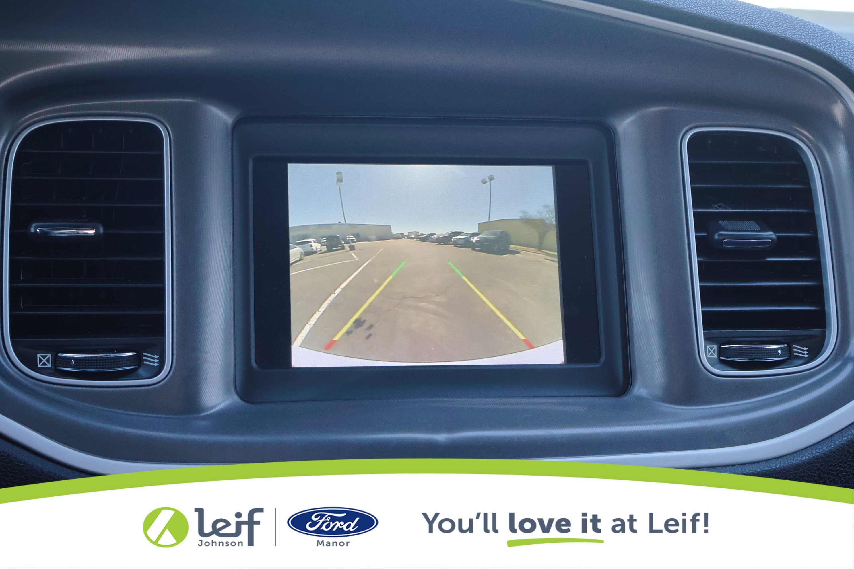 Used 2021 Dodge Charger SXT image 19