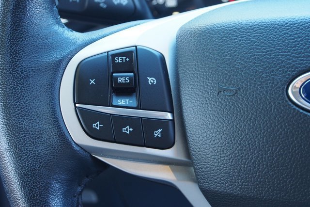 Certified 2022 Ford Explorer XLT w/ Equipment Group 202A image 25
