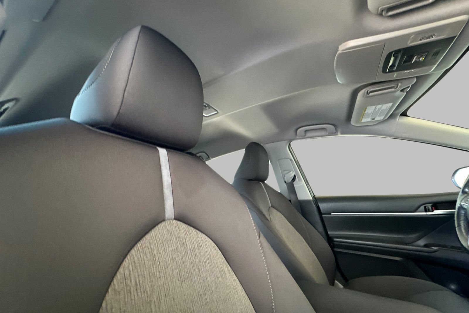 Used 2021 Toyota Camry LE w/ Cold Weather Package FWD image 16