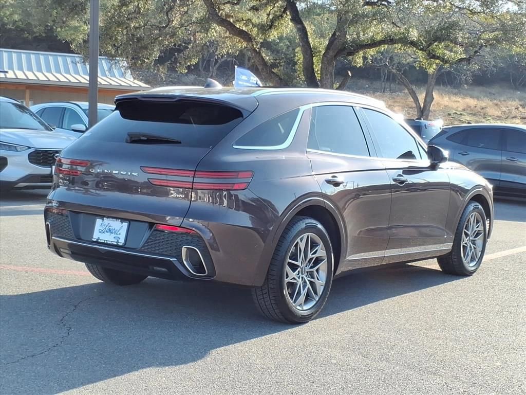 Used 2022 Genesis GV70 2.5T w/ Advanced Package image 3