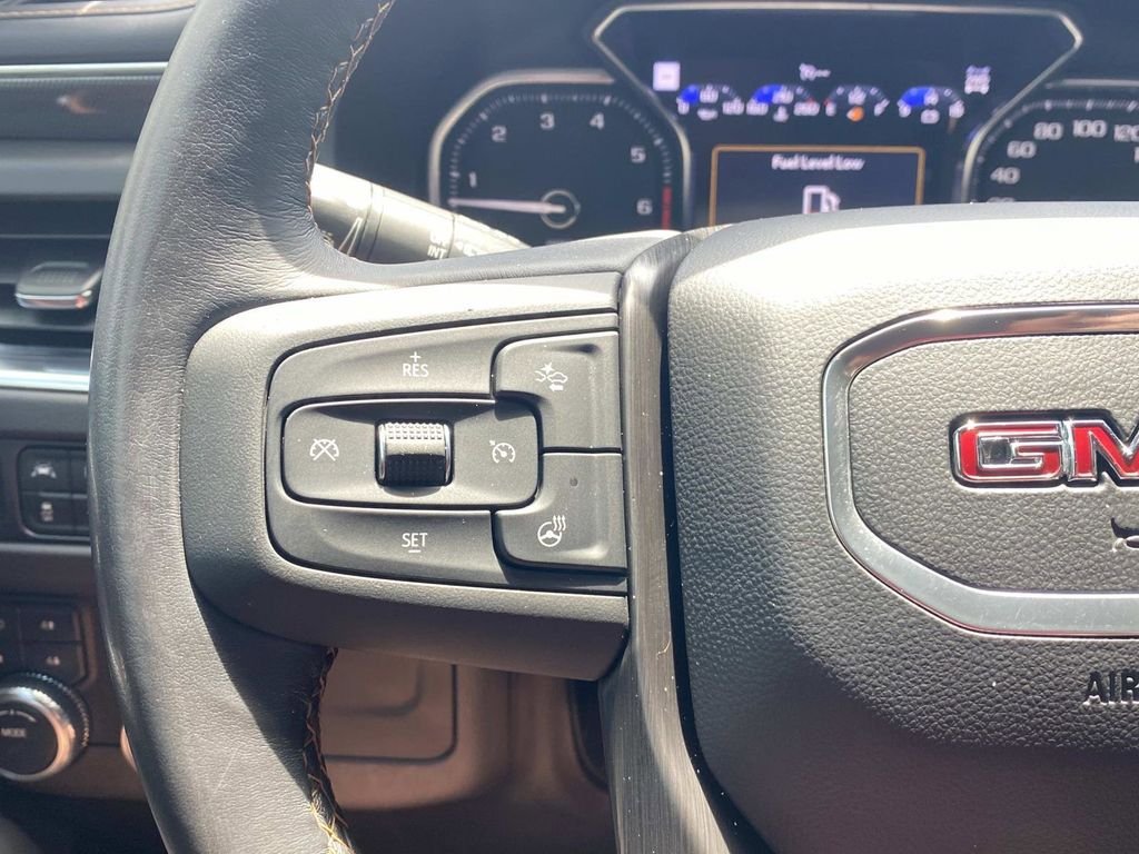 Used 2021 GMC Yukon AT4 w/ Rear Media and Nav Package AWD/4WD image 34