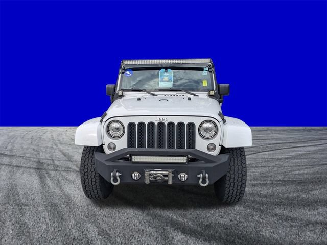 Used 2018 Jeep Wrangler Unlimited Sahara w/ Connectivity Group AWD/4WD image 9