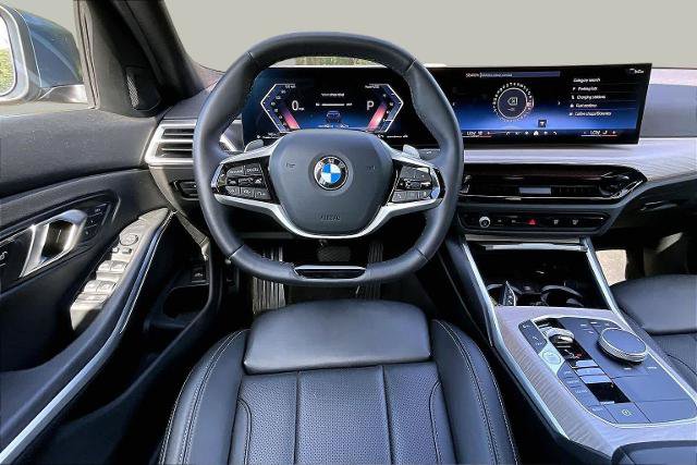 Used 2025 BMW 330i xDrive Sedan AWD/4WD image 10