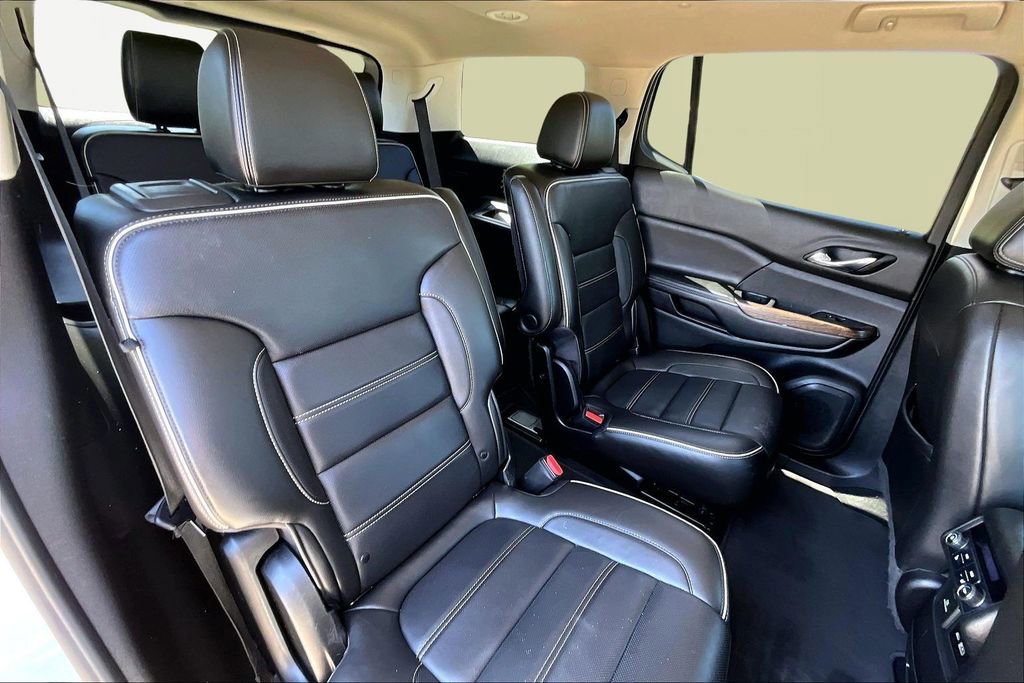 Used 2020 GMC Acadia Denali w/ Technology Package AWD/4WD image 27