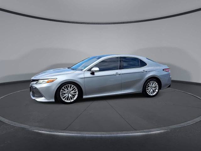 Used 2018 Toyota Camry XLE FWD image 4