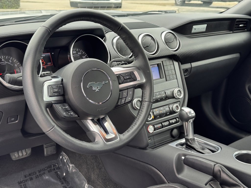 Certified 2019 Ford Mustang Coupe image 29