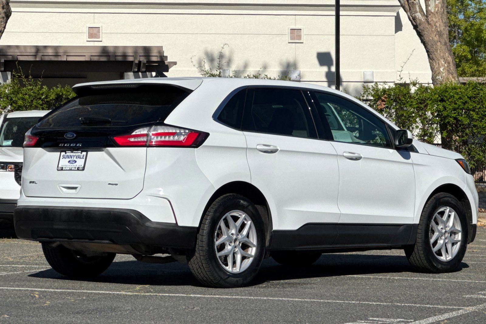 Certified 2024 Ford Edge SEL image 5