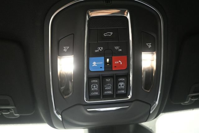 Used 2024 Jeep Grand Cherokee Limited 4xe AWD/4WD image 17