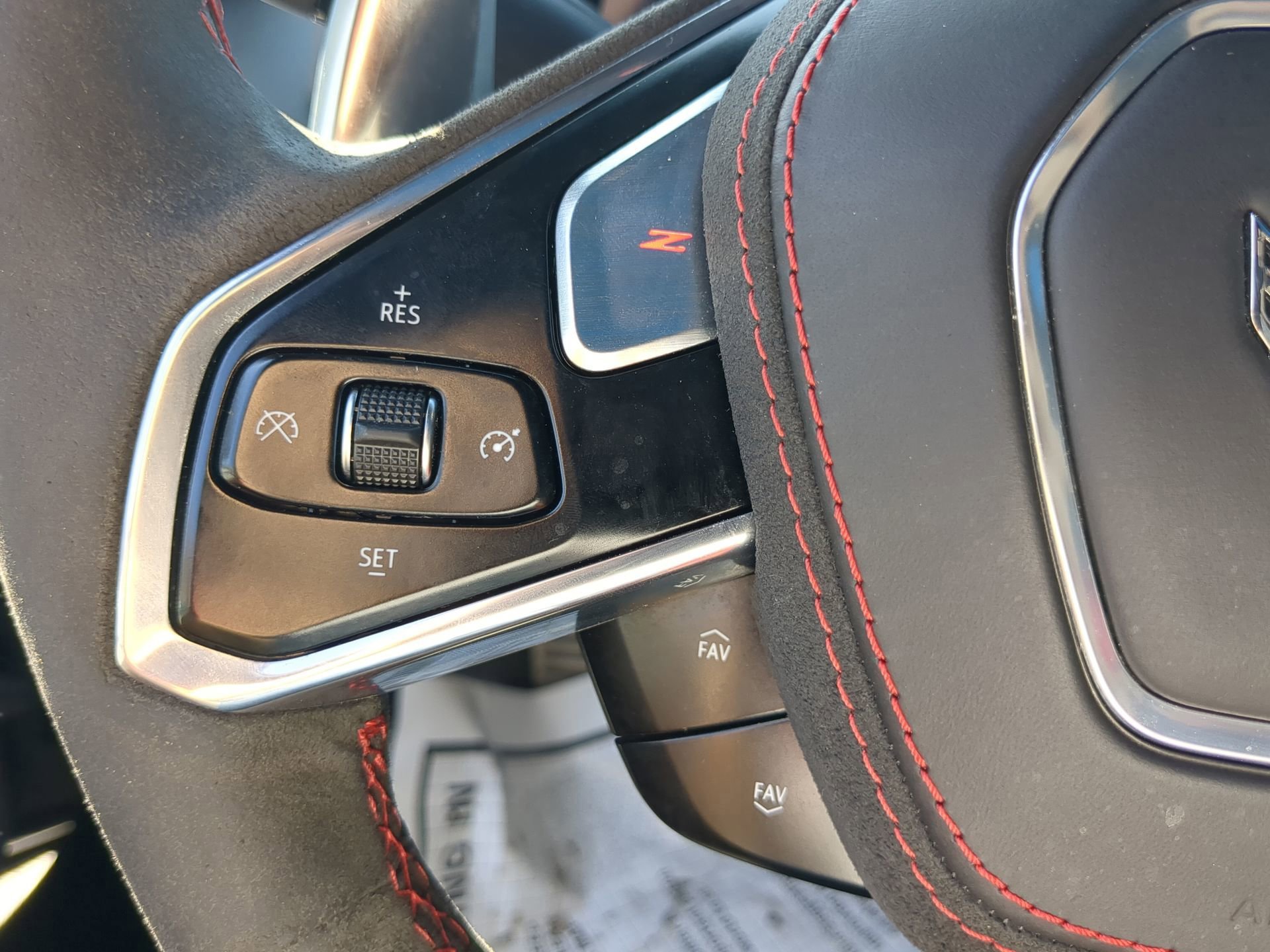 Used 2022 Chevrolet Corvette Stingray Premium Cpe w/ Z51 Performance Package image 56