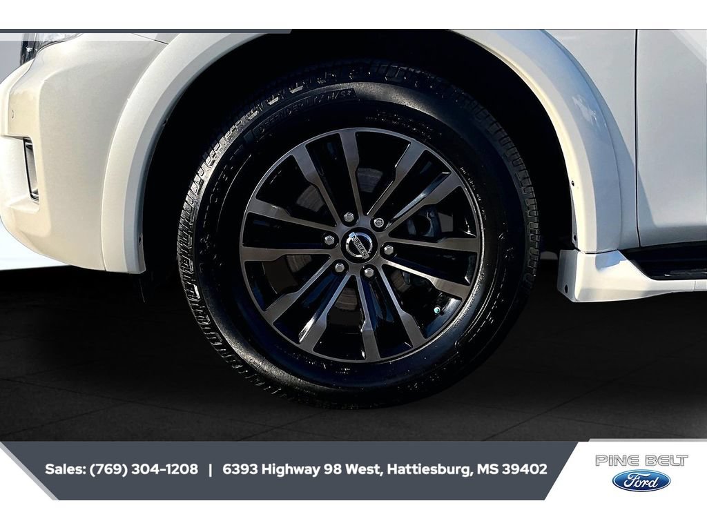 Used 2019 Nissan Armada Platinum w/ Captain's Chairs Package RWD image 7