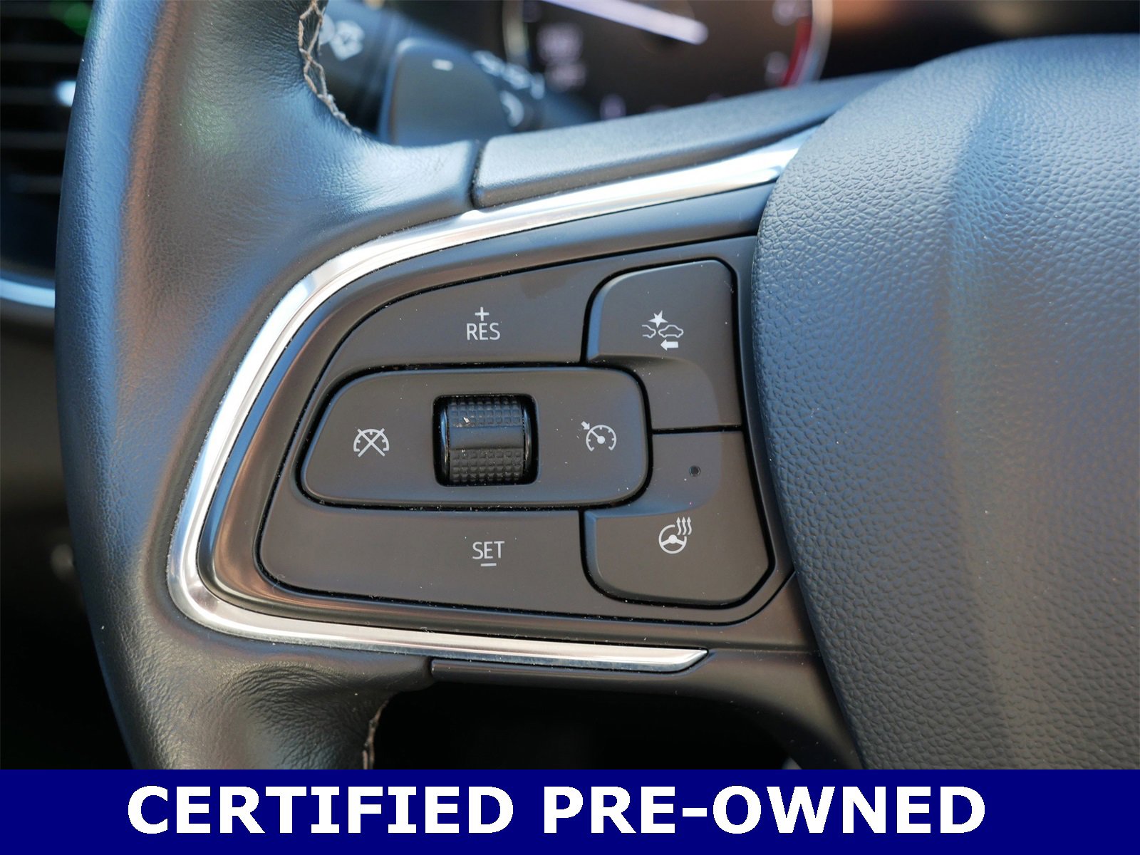 Used 2023 Buick Envision Essence w/ Sport Touring Package image 30