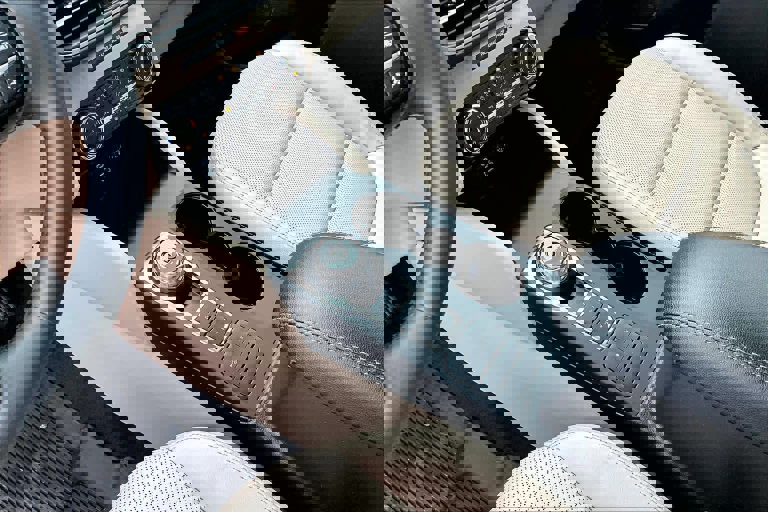 Certified 2022 Ford Escape SEL w/ Class II Trailer Tow Package image 17