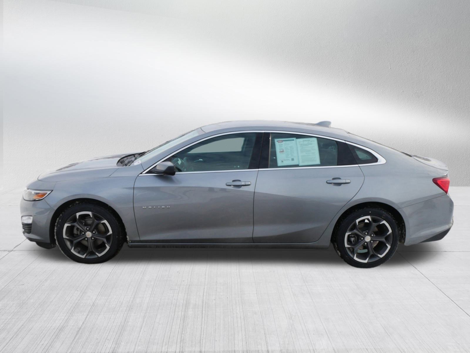 Used 2024 Chevrolet Malibu LT image 4
