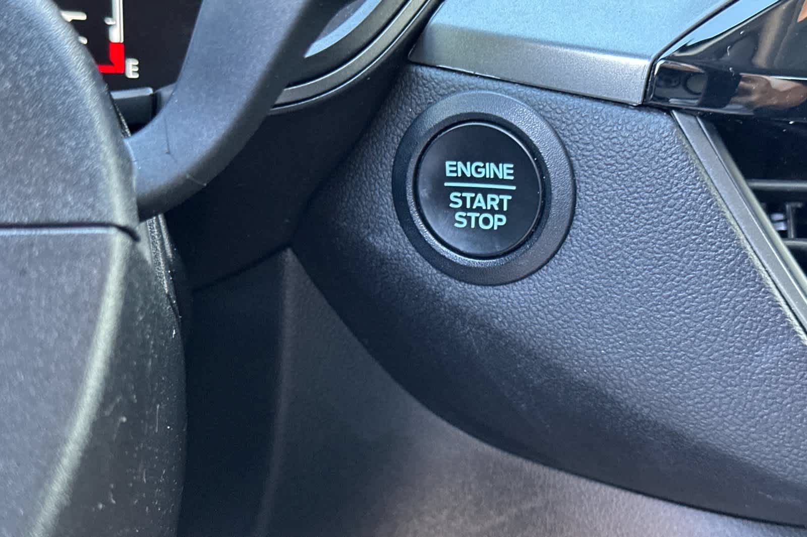Certified 2024 Ford Escape Active FWD image 23