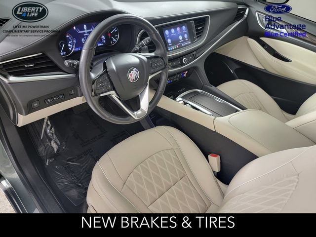 Used 2023 Buick Enclave Avenir w/ Avenir Technology Package AWD/4WD image 12
