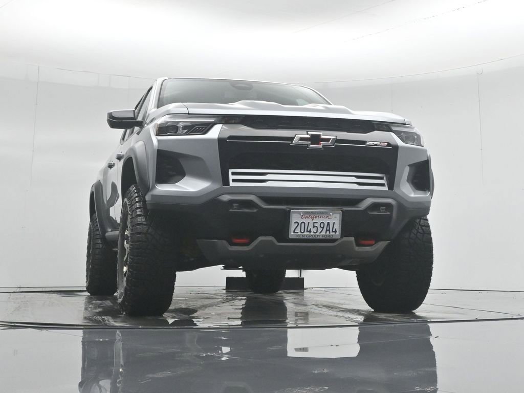 Used 2024 Chevrolet Colorado ZR2 w/ Technology Package image 49