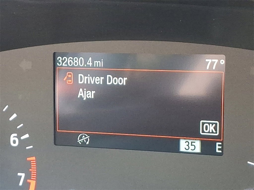 Certified 2022 Ford Escape SE w/ SE Sport Appearance Package image 21