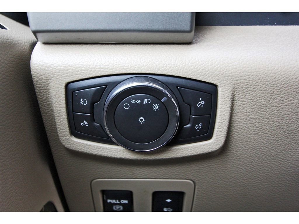 Certified 2020 Ford F150 Lariat RWD image 19