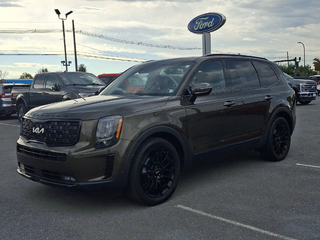 Used 2022 Kia Telluride SX w/ SX Prestige Package AWD/4WD image 3