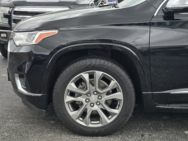 Used 2019 Chevrolet Traverse Premier w/ LPO, 'HIT The Road' Package FWD image 7