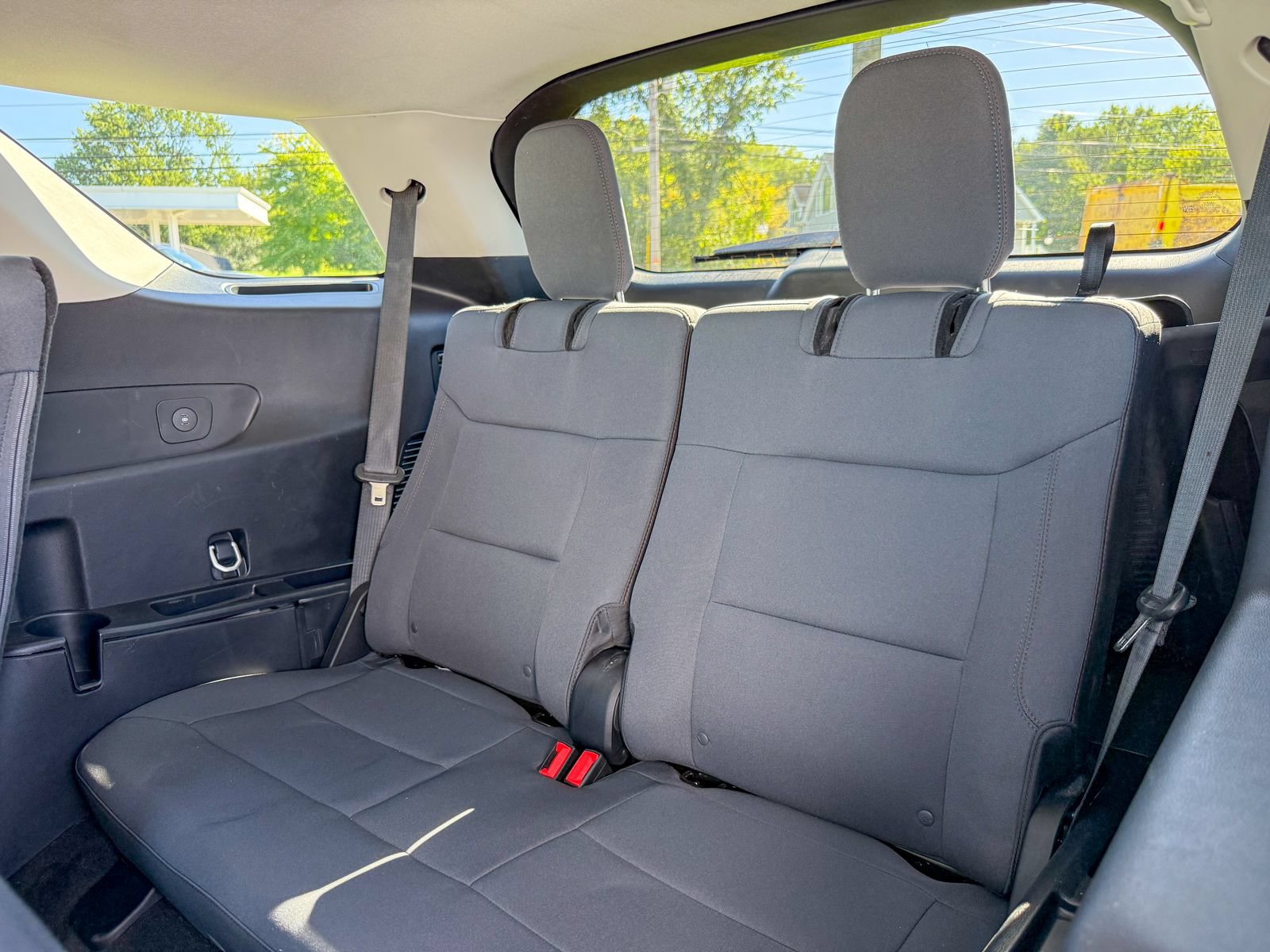 Certified 2025 Ford Explorer Active AWD/4WD image 20