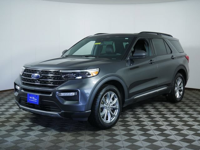Certified 2020 Ford Explorer XLT w/ Equipment Group 202A AWD/4WD image 5