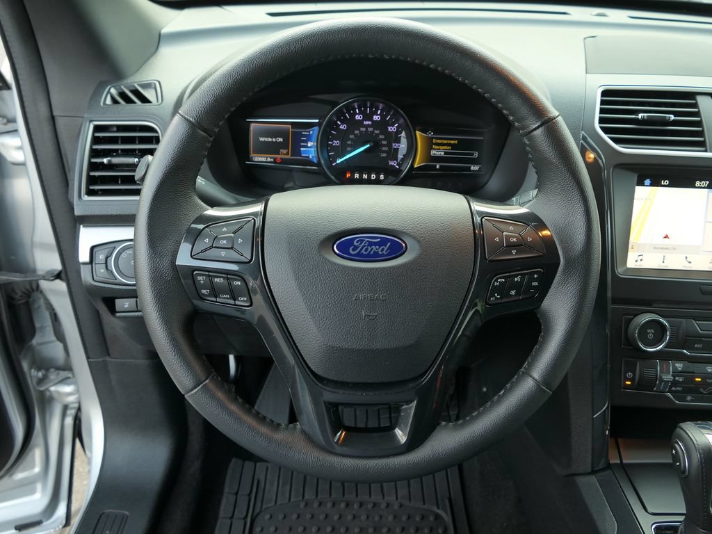 Certified 2018 Ford Explorer XLT w/ Equipment Group 201A FWD image 21