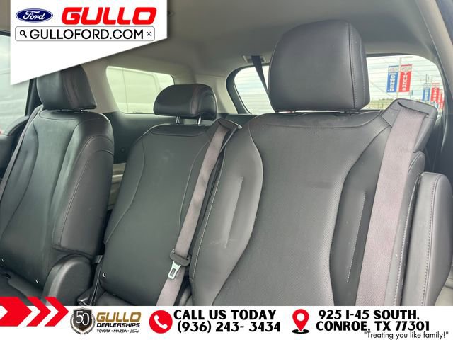 Used 2023 Kia Carnival LX FWD image 12