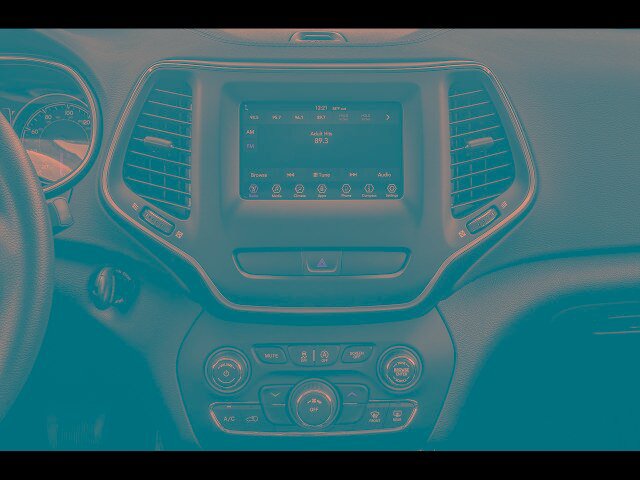 Used 2019 Jeep Cherokee Latitude w/ Popular Appearance Group FWD image 7
