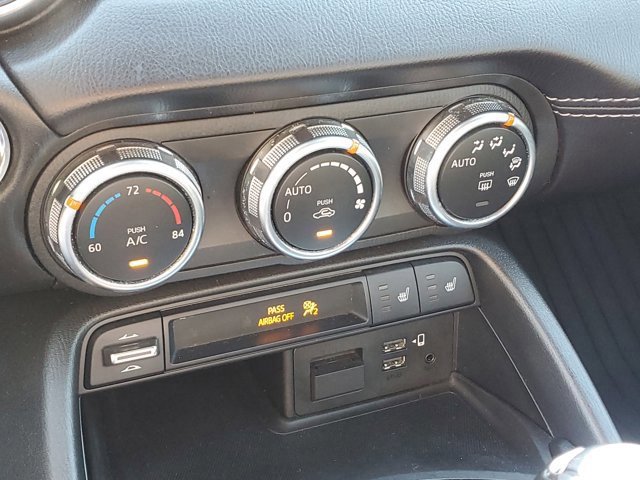 Used 2020 MAZDA MX-5 Miata RF Grand Touring image 24