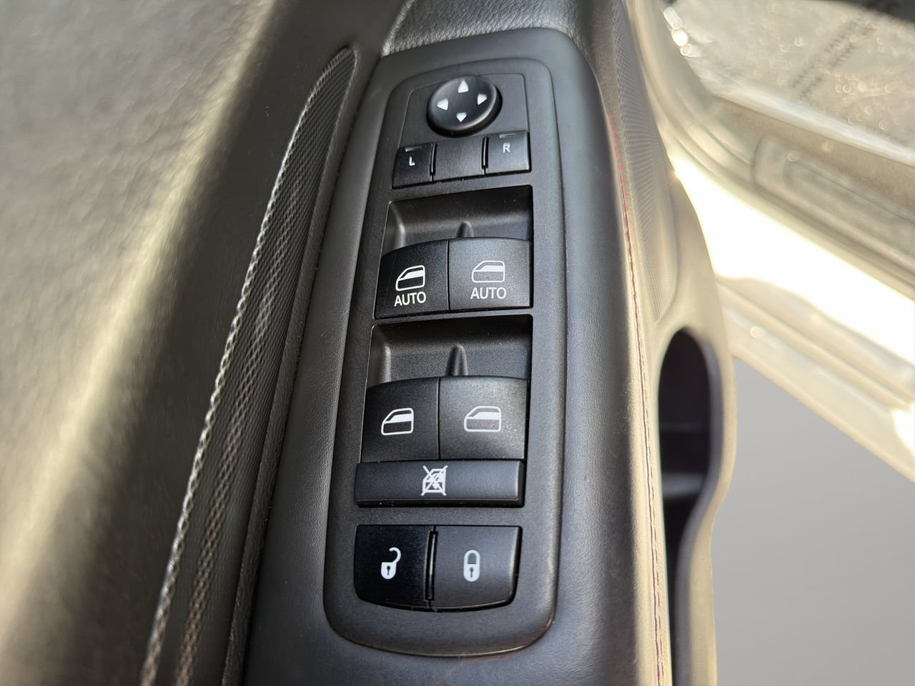 Used 2024 Dodge Durango GT RWD image 19