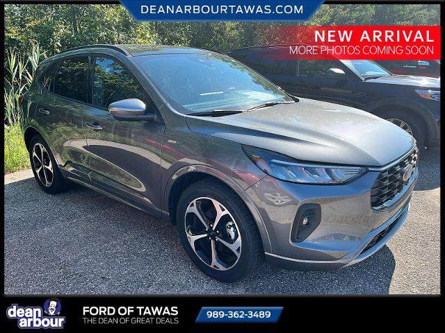 Certified 2024 Ford Escape ST-Line Select w/ Tech Pack #2 AWD/4WD image 2