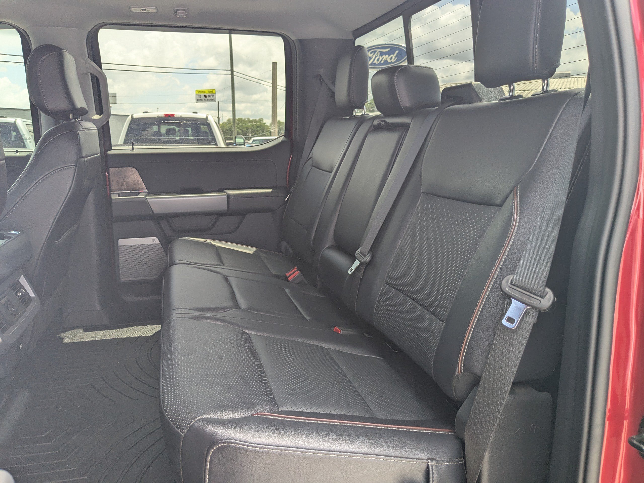 Certified 2024 Ford F250 Lariat w/ Lariat Ultimate Package AWD/4WD image 15
