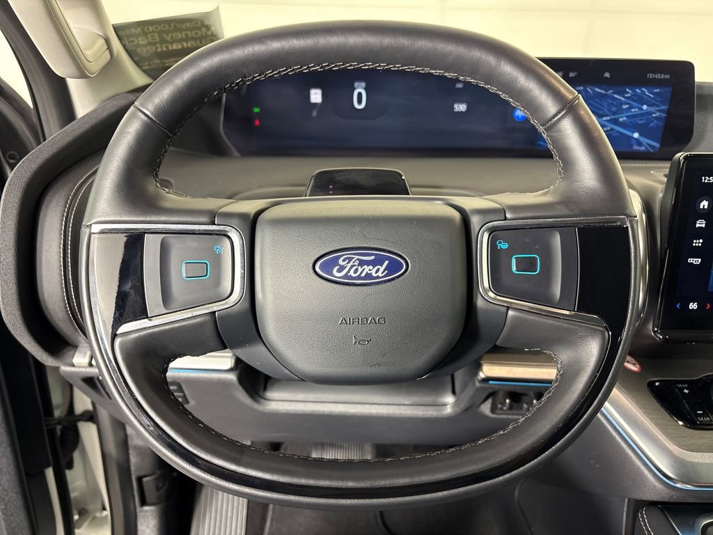 Certified 2025 Ford Expedition Platinum image 16