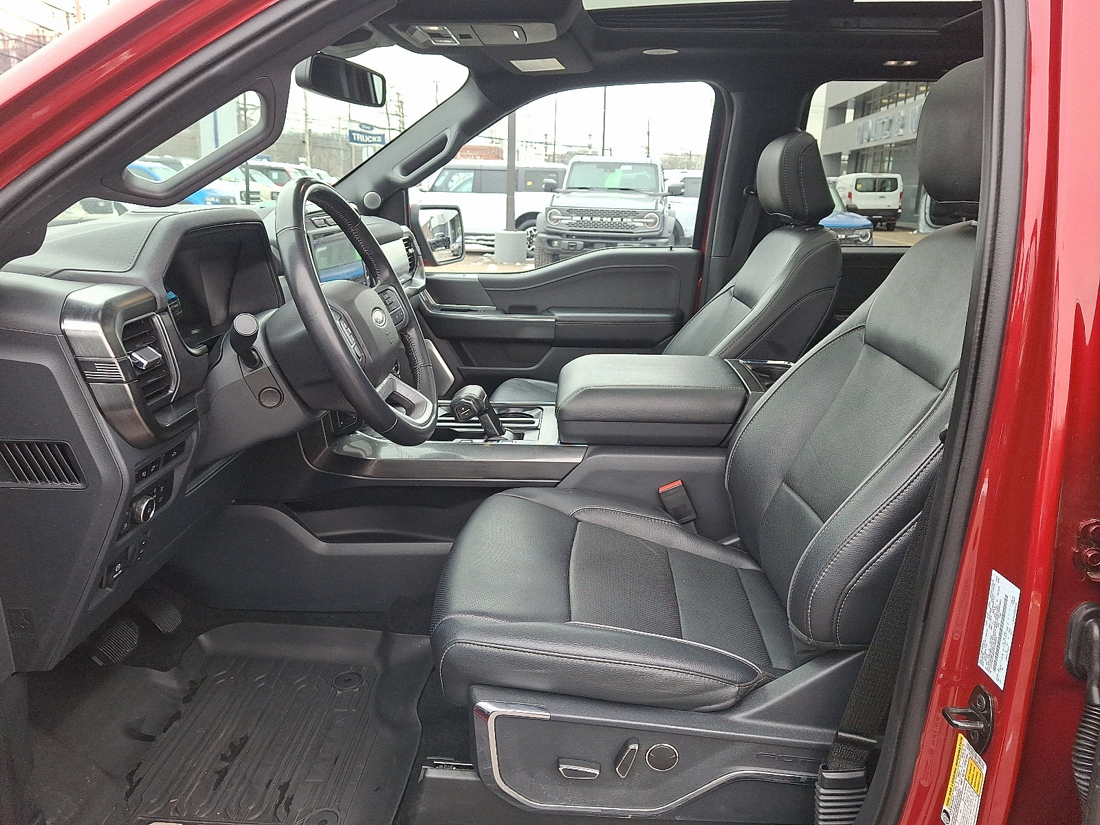 Certified 2023 Ford F150 Lariat w/ Equipment Group 502A High image 13