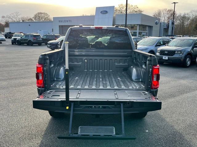 Certified 2022 Ford F150 XL w/ STX Appearance Package AWD/4WD image 8