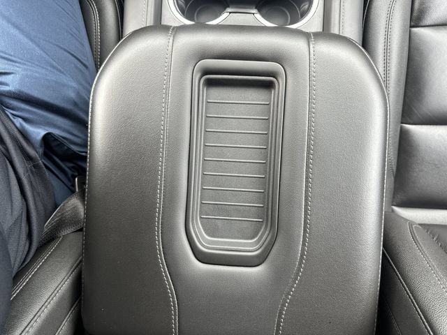 Used 2024 Chevrolet Suburban LT AWD/4WD image 44