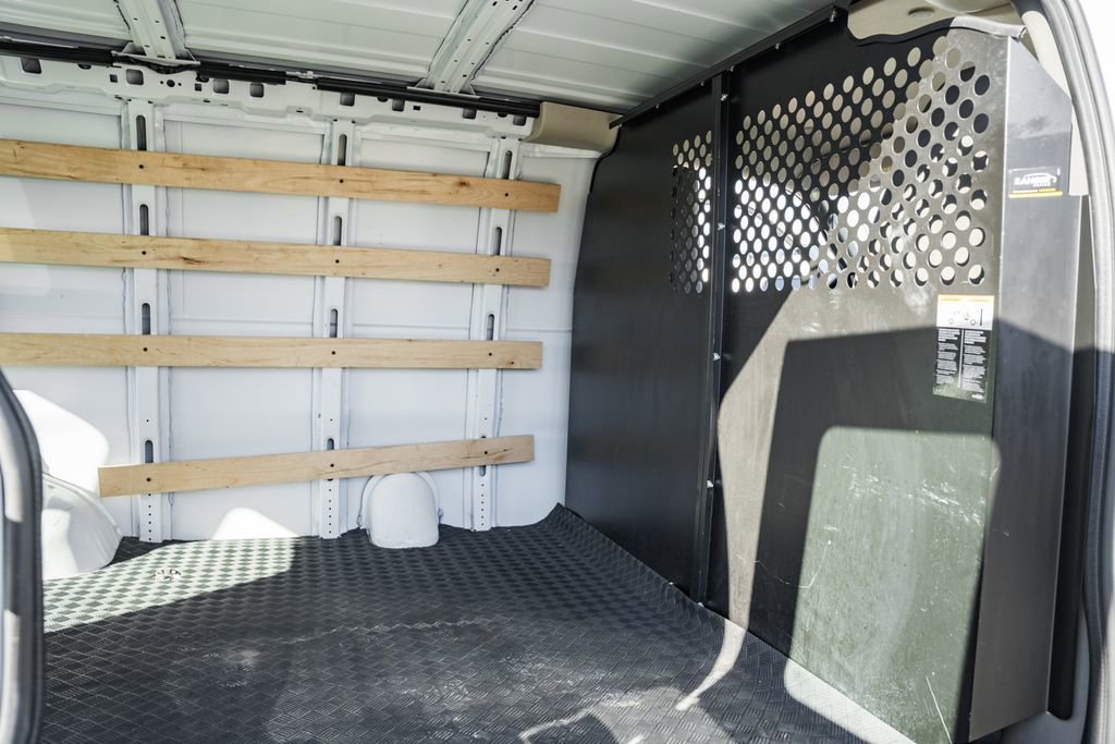 Used 2023 GMC Savana 2500 image 36