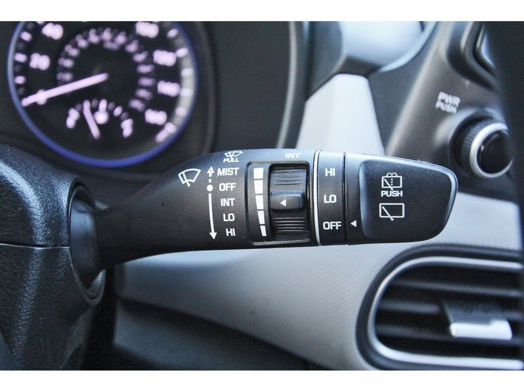 Used 2020 Hyundai Kona SE image 18