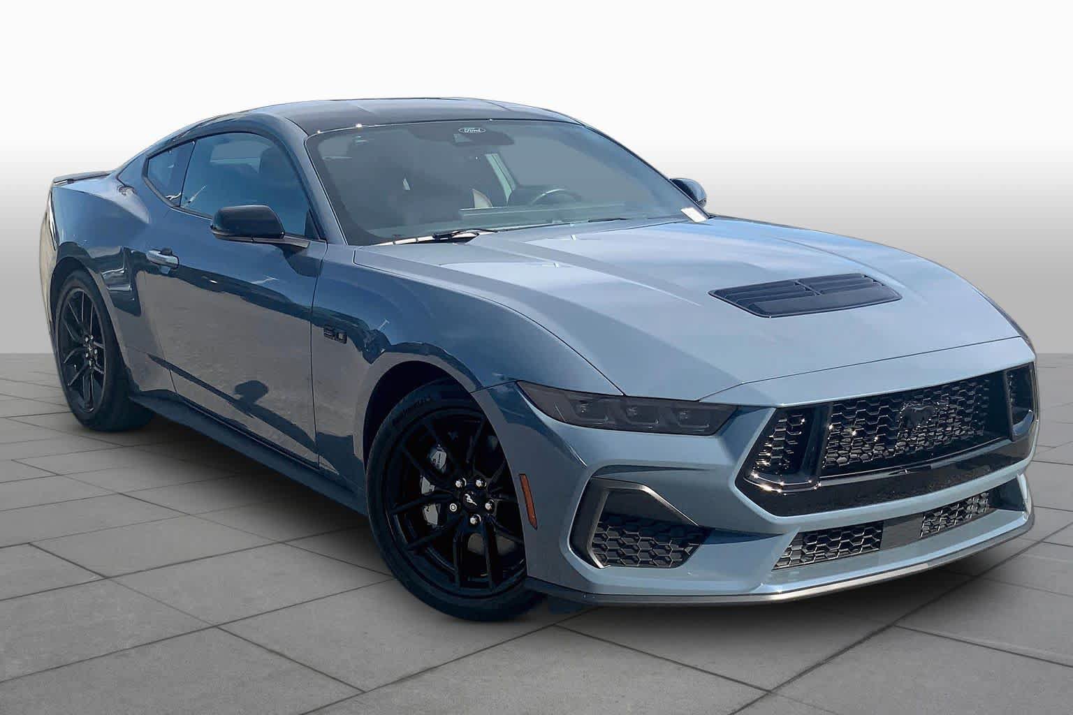 Certified 2025 Ford Mustang GT Premium RWD image 3