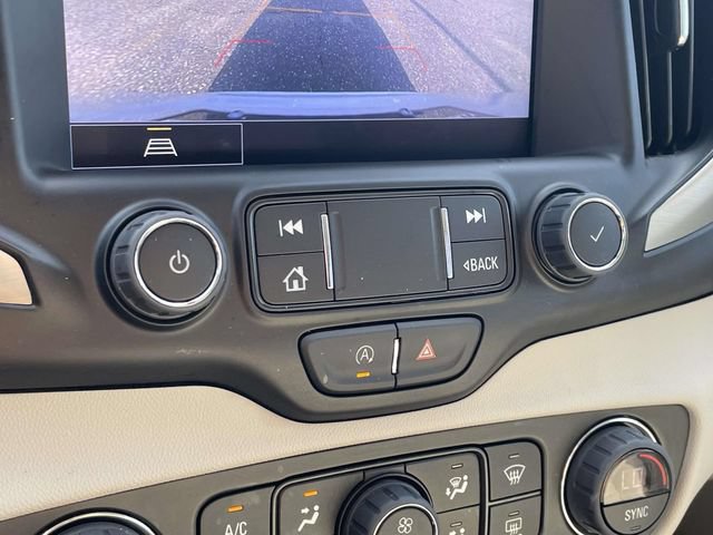 Used 2024 GMC Terrain Denali AWD/4WD image 32