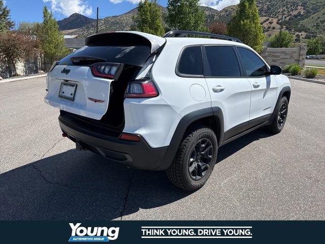 Used 2022 Jeep Cherokee Trailhawk w/ Premium Leather Package AWD/4WD image 11